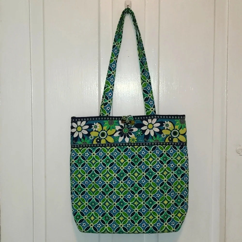 👛Vera Bradley Purse👛 - Picture 1 of 8
